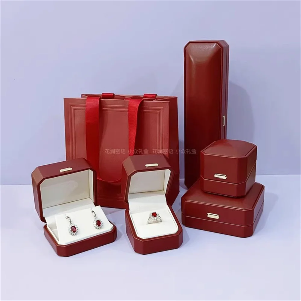 الرجعية حلقة حامل قلادة فاخرة صندوق تخزين سوار علبة التعبئة والتغليف المستوردة فو الجلود الجلود الملمس صندوق للمنزل الزفاف