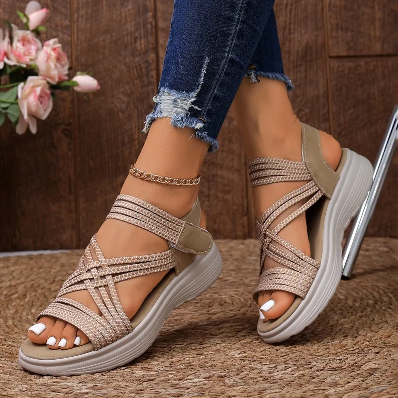 2026 Sommer Damen Römersandalen Modische Kreuzriemen-Designer-Sandalen Neue Low-Top Damen Outdoor Freizeit-Walkingschuhe 36-43 – Detail 4