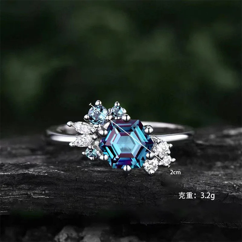 Fashion six-claw prismatic inlaid zircon ring simple Joker alloy ring girl