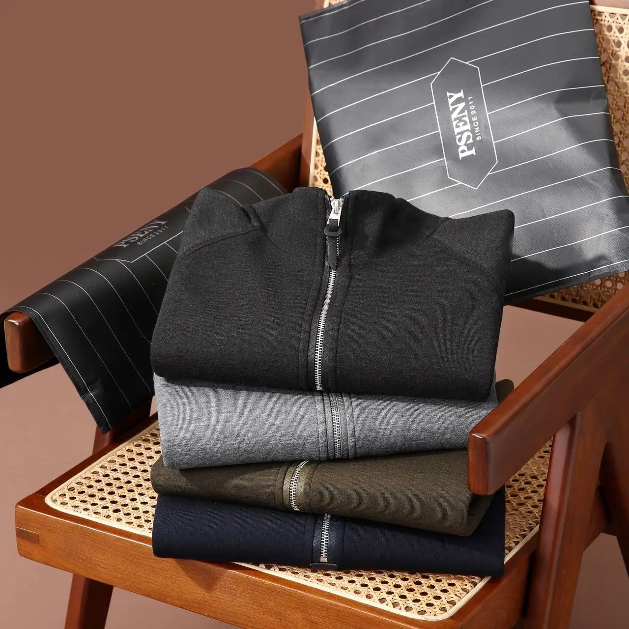 

Мужская толстовка-куртка PSENY с высоким глянцевым блеском, на молнии, с воротником-стойкой, из смесовой шерсти и лиоцелла, теплая, влагоотводящая, приталенного кроя, удлиненная.