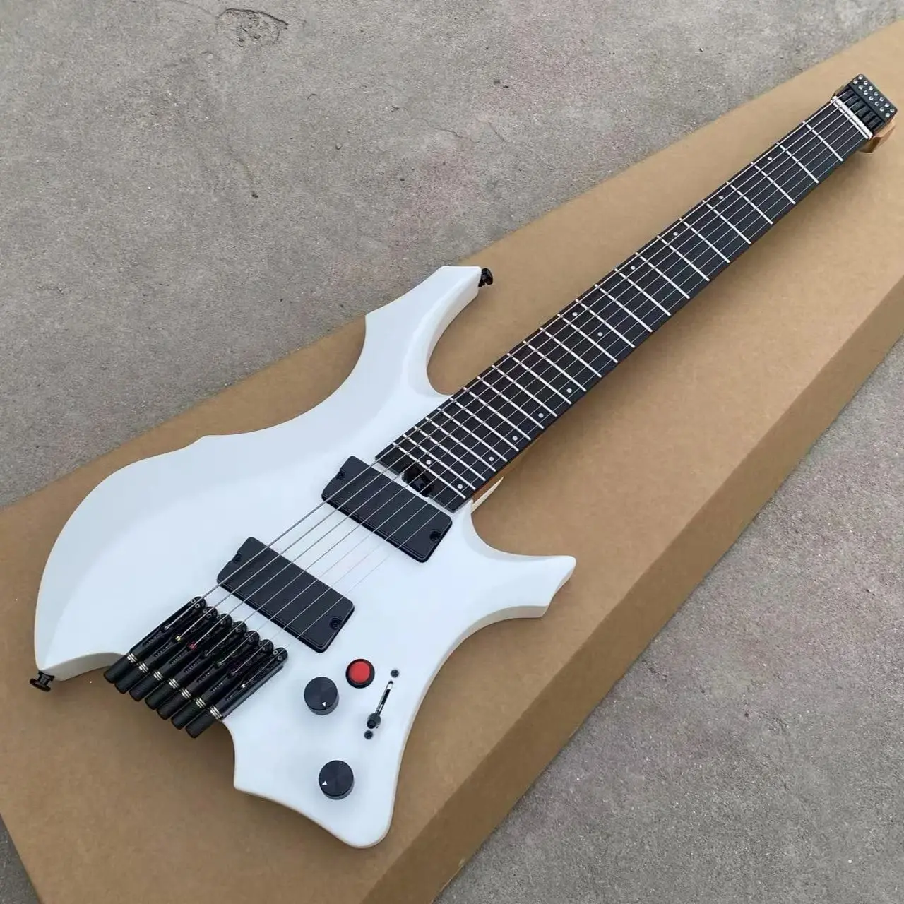 

Acepro 7-струнная безголовая электрогитара белого цвета, красный переключатель Killswitch, активные звукосниматели, лады, 9 предметов, гриф из жареного клена