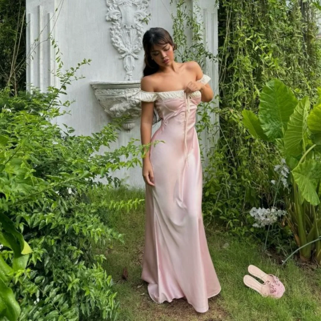 Französischer, tief ausgeschnittener, ausgehöhlter, würziger Minirock für Damen im Sommer, süßes, plissiertes, elegantes und modisches Partykleid mit Kordelzug und Schleife