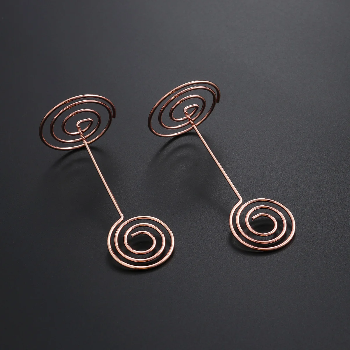 

12pcs Golden Metal Photo Clips Incense Shape Wire Base Table Number Holders Menu Paper Business Card Display Spiral Stand Home