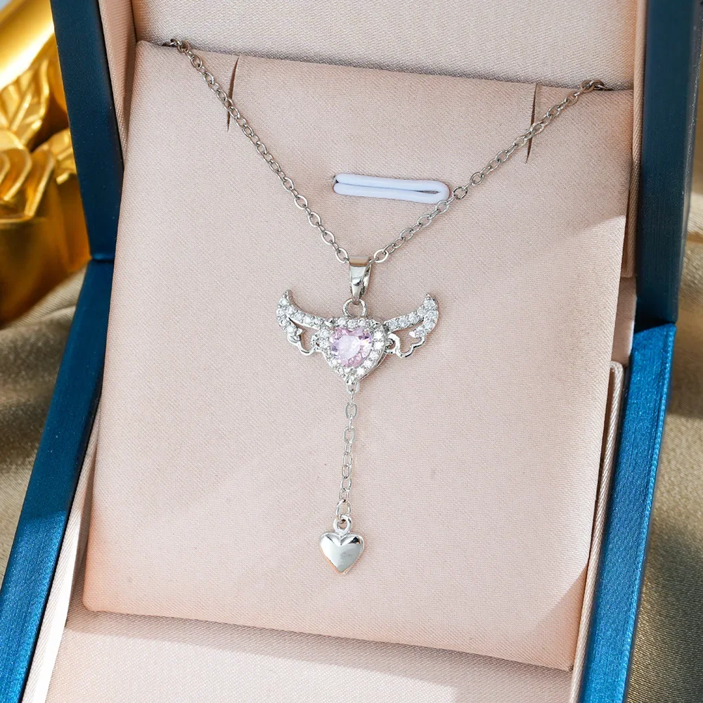 

Новинка 2025, ожерелье из титановой стали в форме сердца с крыльями ангела, женская передвижная цепочка на ключицу с маленькими крыльями и кисточками