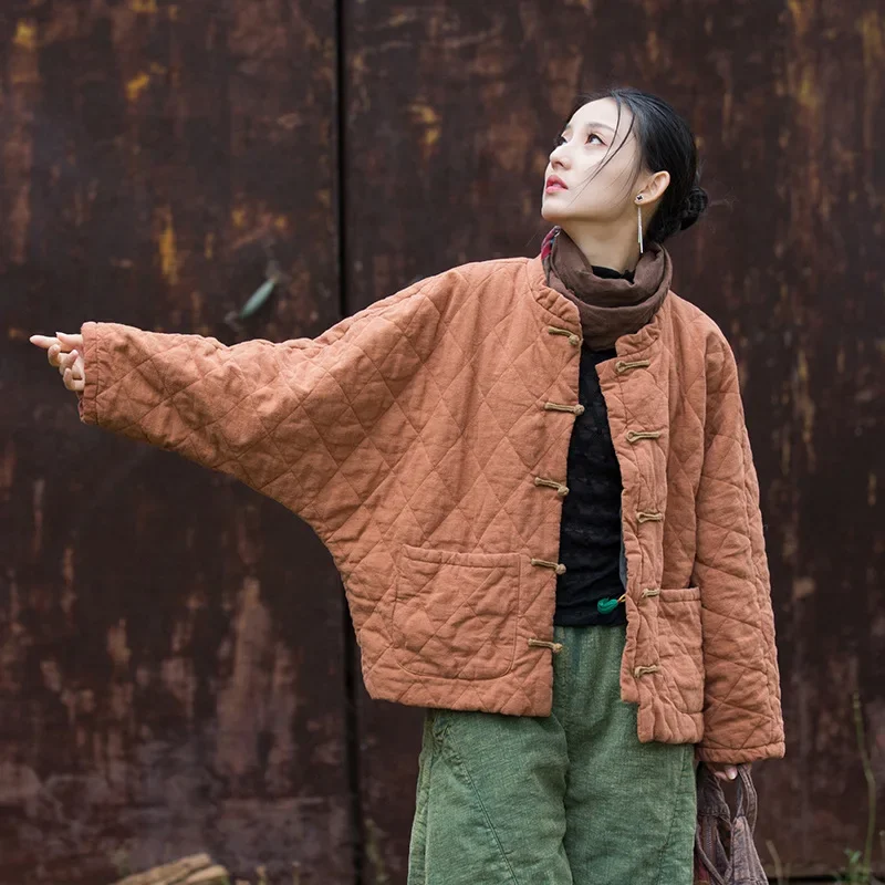 سترات شتوية كلاسيكية للسيدات بأكمام طويلة معاطف فضفاضة بأزرار بلون سادة وجيوب مبطنة على الطراز الصيني ملابس نسائية