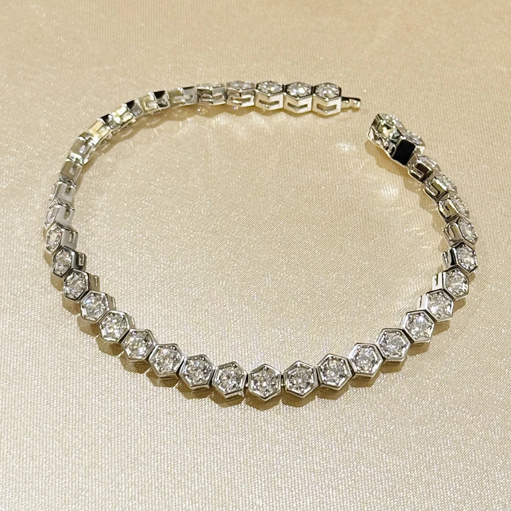 

Hot Luxury Brand Real 925 Sterling Silver Bracelet Classic Bee Honeycomb Beehive Chain Zircon Exquisite Couple Women Jewelry