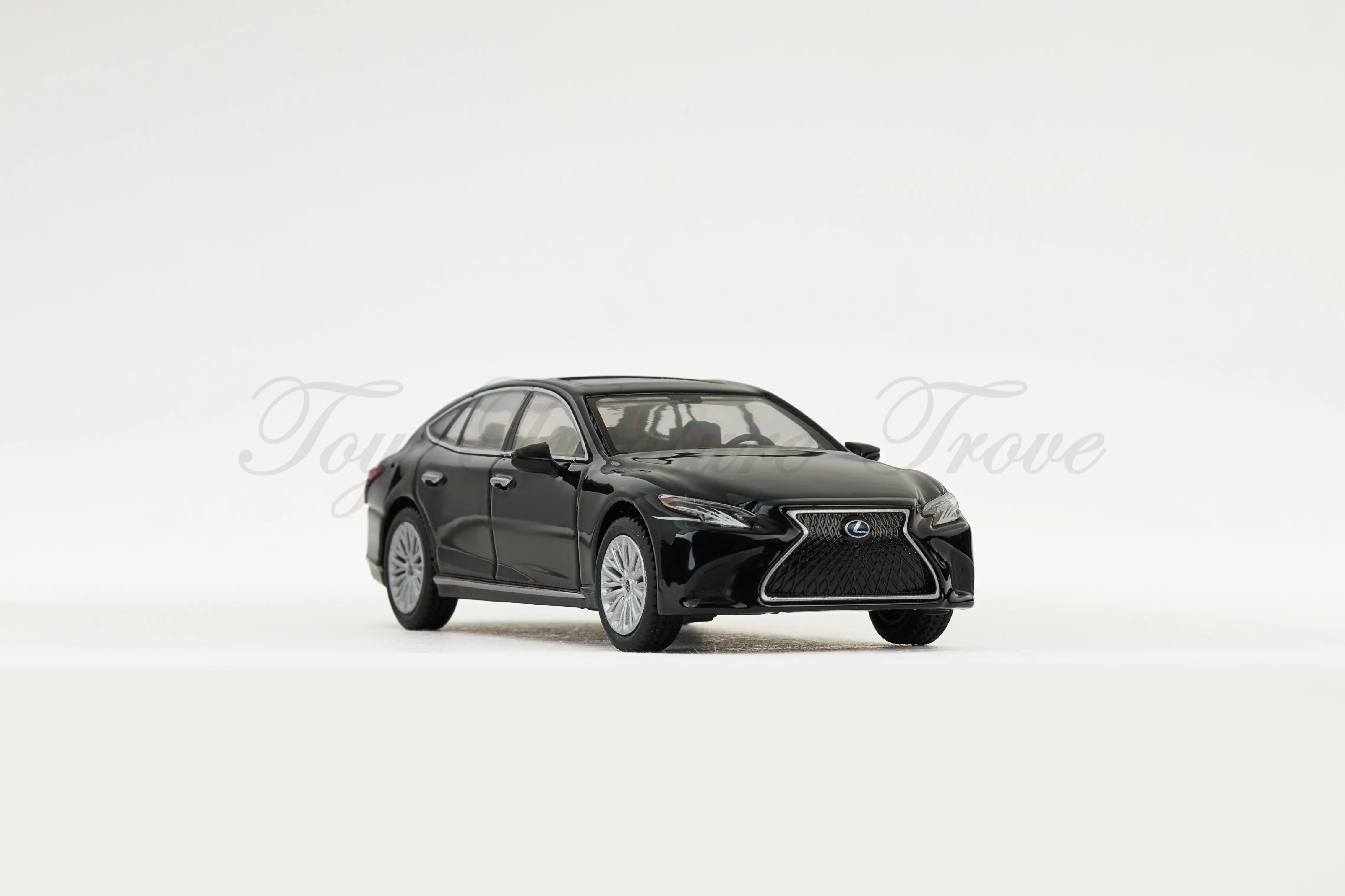 [EN STOCK] MASSDI 1:64 Lexus LS500h ultime alliage noir Miniature moulé sous pression modèle de voiture jouets personnalisés enfants