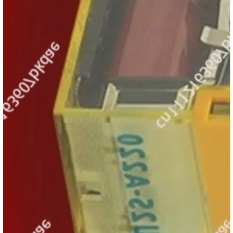 10PCS New Original  IDEC RELAY RU2S-D24 RU2S-A220 RU4S-D24 RU4S-A220  AC220V DC24V  Base SY4S-05D SM2S-05D