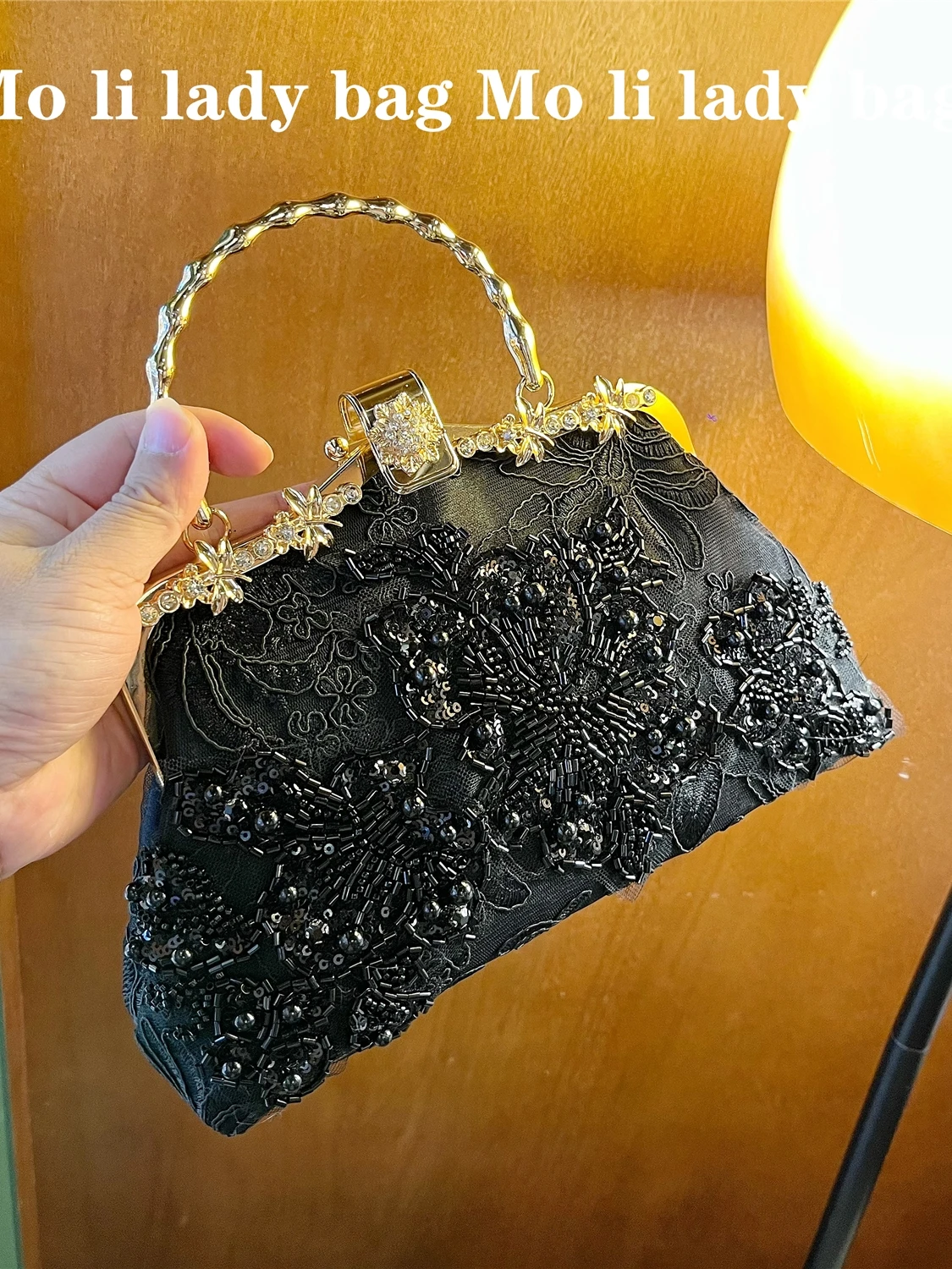 

Retro Chinese Sle New Bride Handbag Embroidered Pearl Chain oulder Bag Festival Banquet Crossbody Bag Wedding Mother-in-law