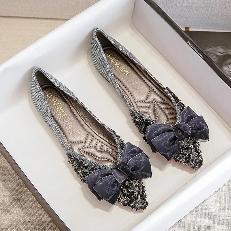 

2026 New Women's Shoes Exquisite Bling Pointed Tip Casual Shoes for Woman Elegant French Flat Shoe Designer Shoes Zapatos Mujer