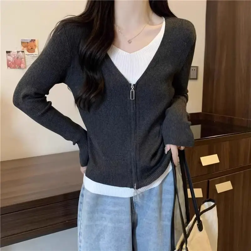 Spring Autumn Fashion V-neck Long Sleeve Fake Two Pieces Cardigan Women\'s Clothing Youth Knitting Simplicity Chic Korean Tops