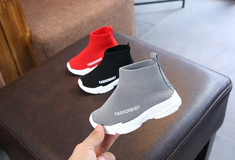 

Детские кроссовки на весну-осень, корейские ботинки для мальчиков, дышащие сетчатые кеды-носки, высокие кеды для девочек, мягкая подошва, эластичные ботинки-сникерсы