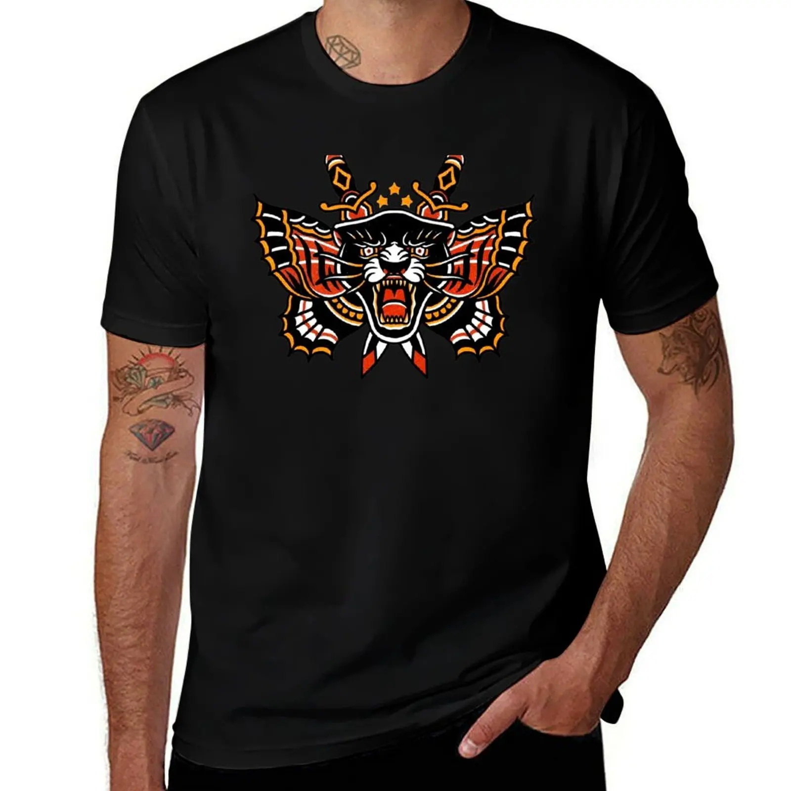 T-Shirt papillon panthère noire avec poignards pour hommes, tatouage traditionnel, nouveaux cadeaux et t-shirts de luxe, mode masculine