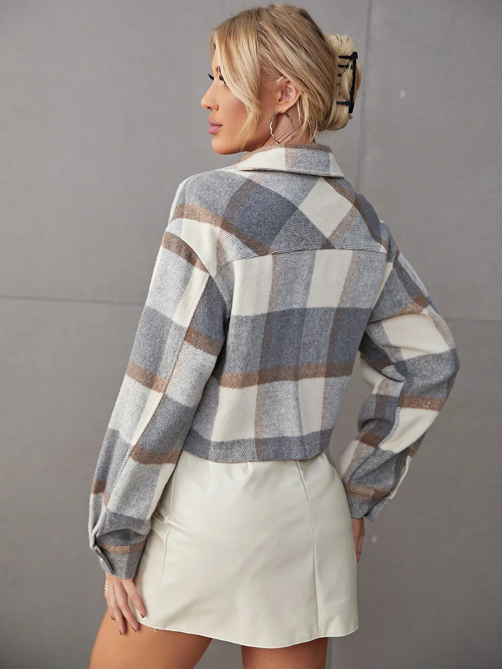 2024 New Winter Jackets Women Coat Lapel Plaid Single-Breasted Woolen Short Coat Autumn Plaid Print Drop Shoulder Crop Overcoat