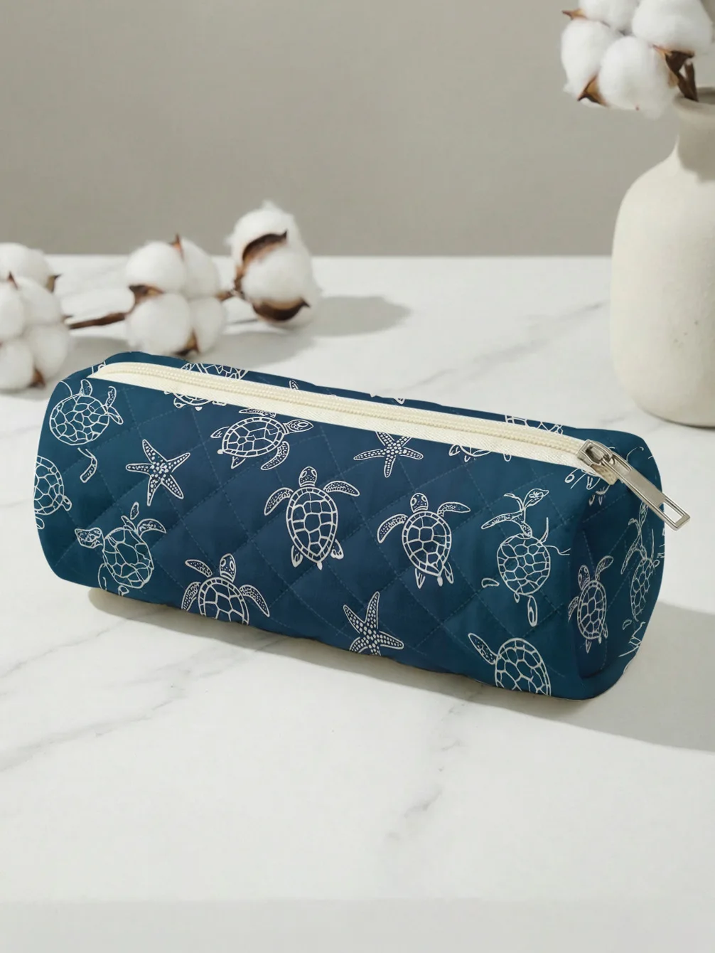 Sea Turtle And Starfish Print Quilted Cylindrical Pencil Case, Zipper Stationery Storage Bag For School Pens And Small Items
