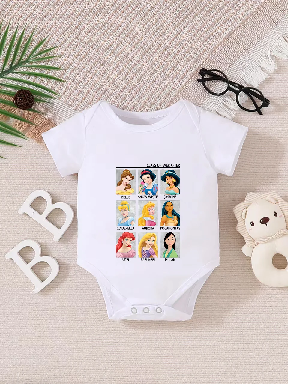 

【Официально лицензировано】 Комбинезон-слип для малышей Disney «Принцессы Диснея»: принт «Класс Вечной Истории» с изображением принцесс