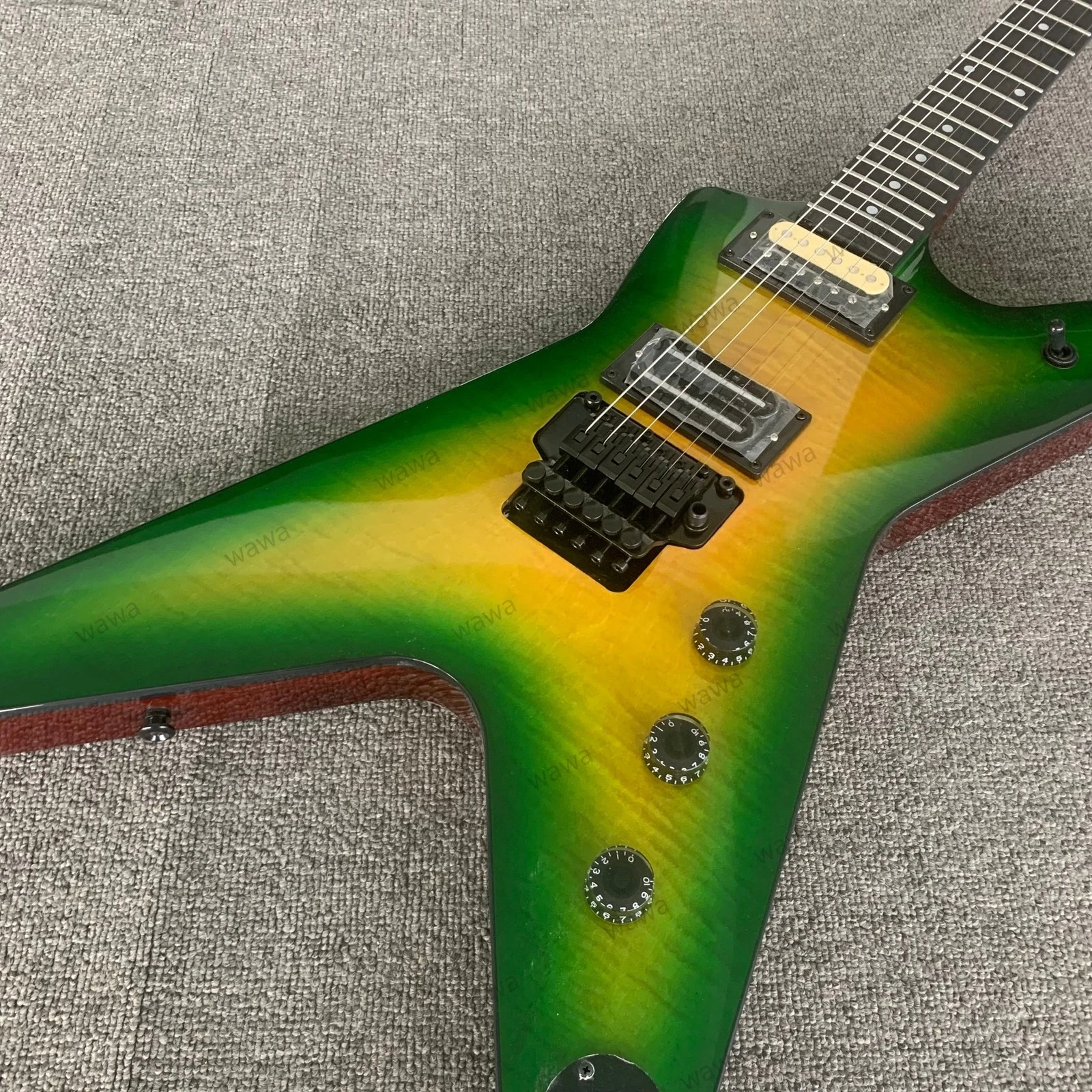 2026 Guitar Stainless Rounded Fret Edge Figured Maple Top Veneer Solid Body Guitar