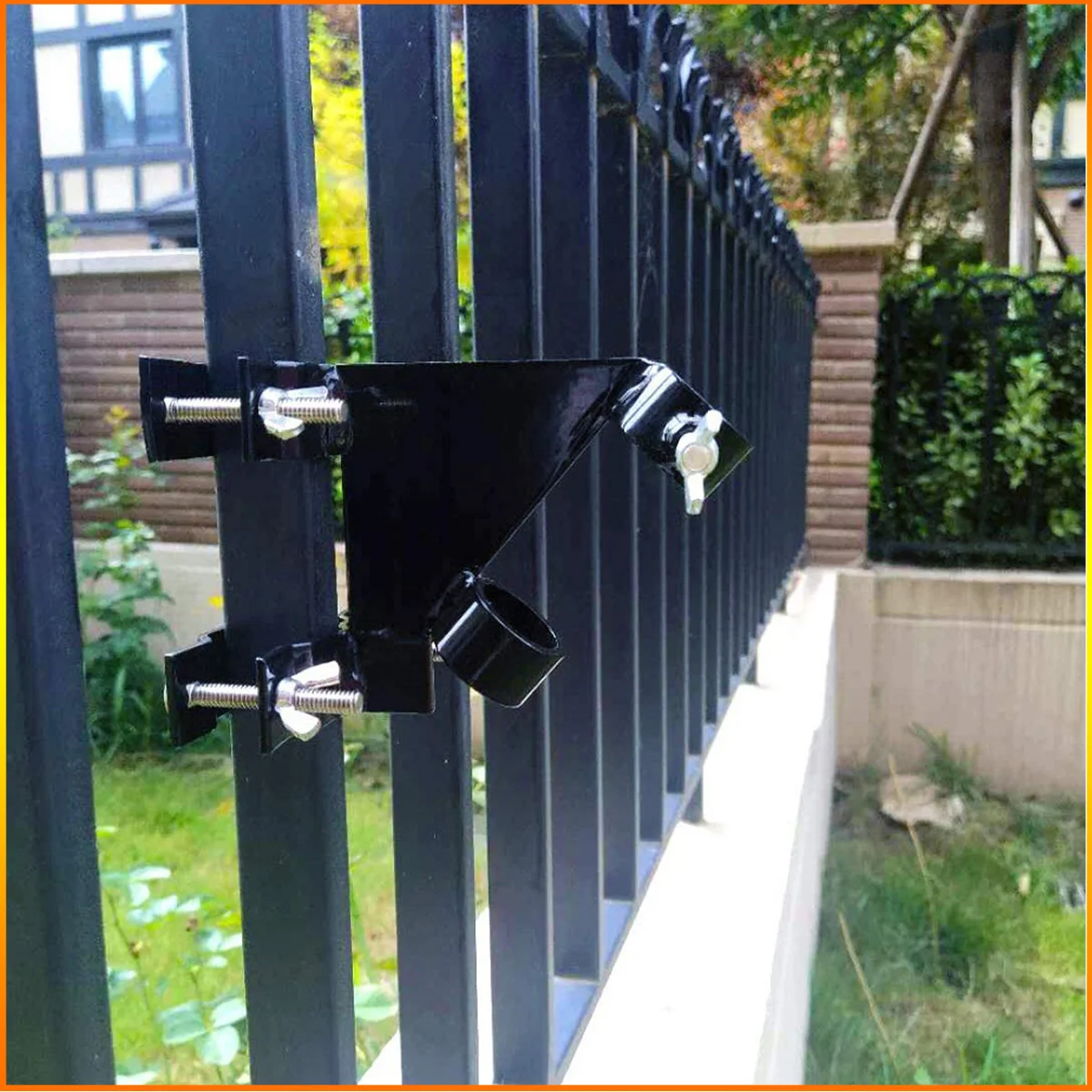 No Drilling Flagpole Holder for Balcony Railing/Deck Railing Flag Pole Mount for Porch & Fence Rail Apartment Balcony Railing