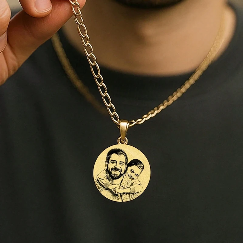 

Customized Cuban Chain Necklace Personalized Laser Engraved Portrait Photo Couple Memorial Pendant Necklace Gift For Boyfriend