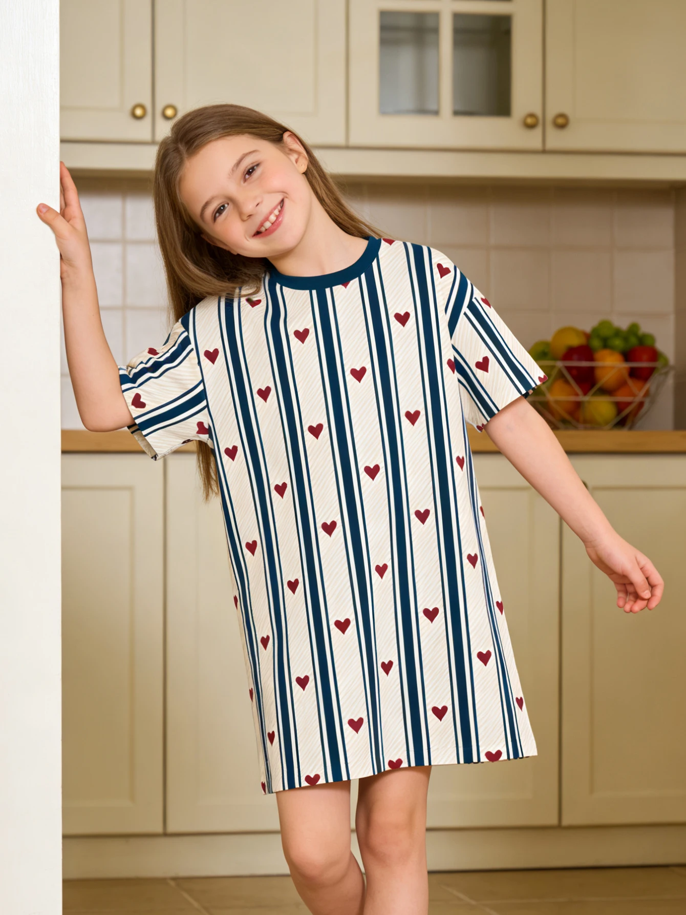 

2026 Girls Striped Love Print Midi Length Short Sleeve T-Shirt Loose Summer Casual Fashion Top