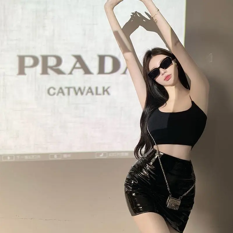 この8cmの韓国コミックバストブラは、女性の胸を大きく見せ、ウエストを細くし、背中を美しく見せます。