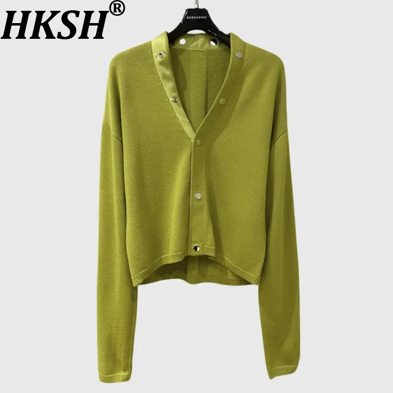 

HKSH 2026 Spring Autumn New Women Sweater V-neck Single Breasted Long Sleeves Solid Color Elegant Casual Knitted Cardigan HK3971