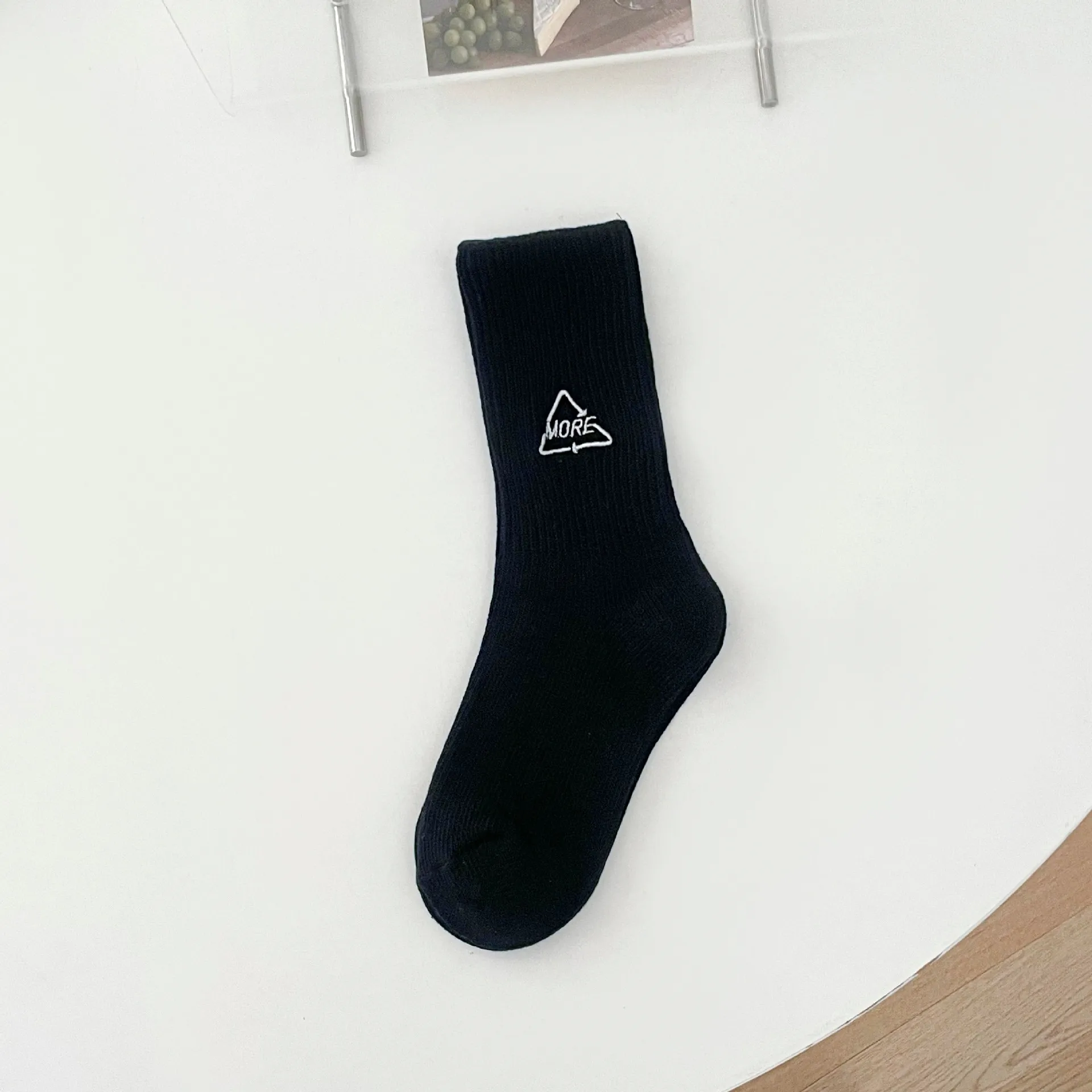 Solid color retro sports socks pure cotton trend personality embroidery double needle men's and women's couple socks