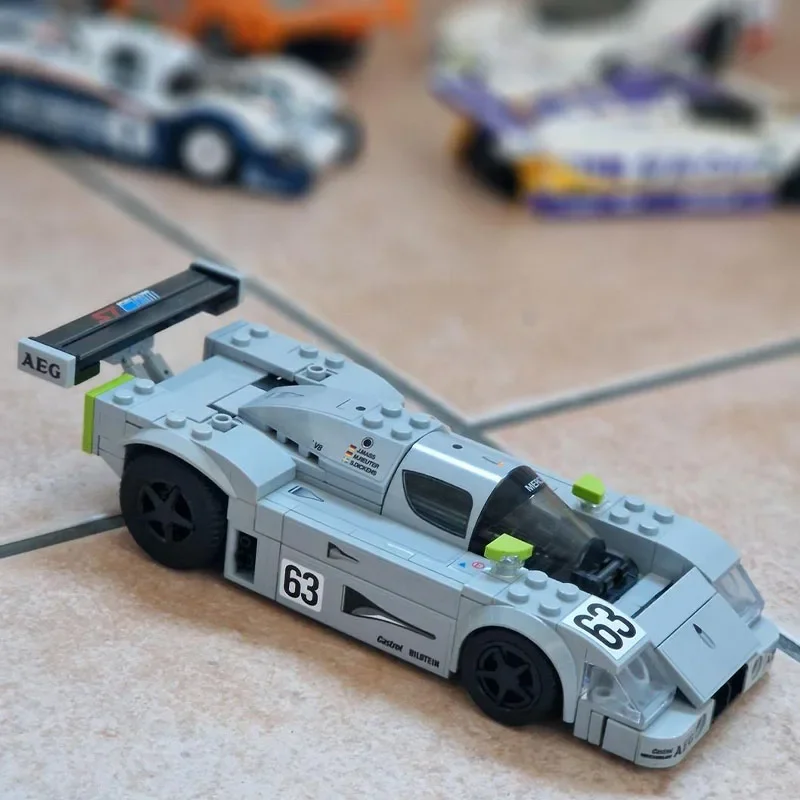 

MOC-121630 New Classic C9 1989 Iconic Sports Car Racing Brick Model, 304Parts, Boys' Children's Birthday Building Block Toy Gift