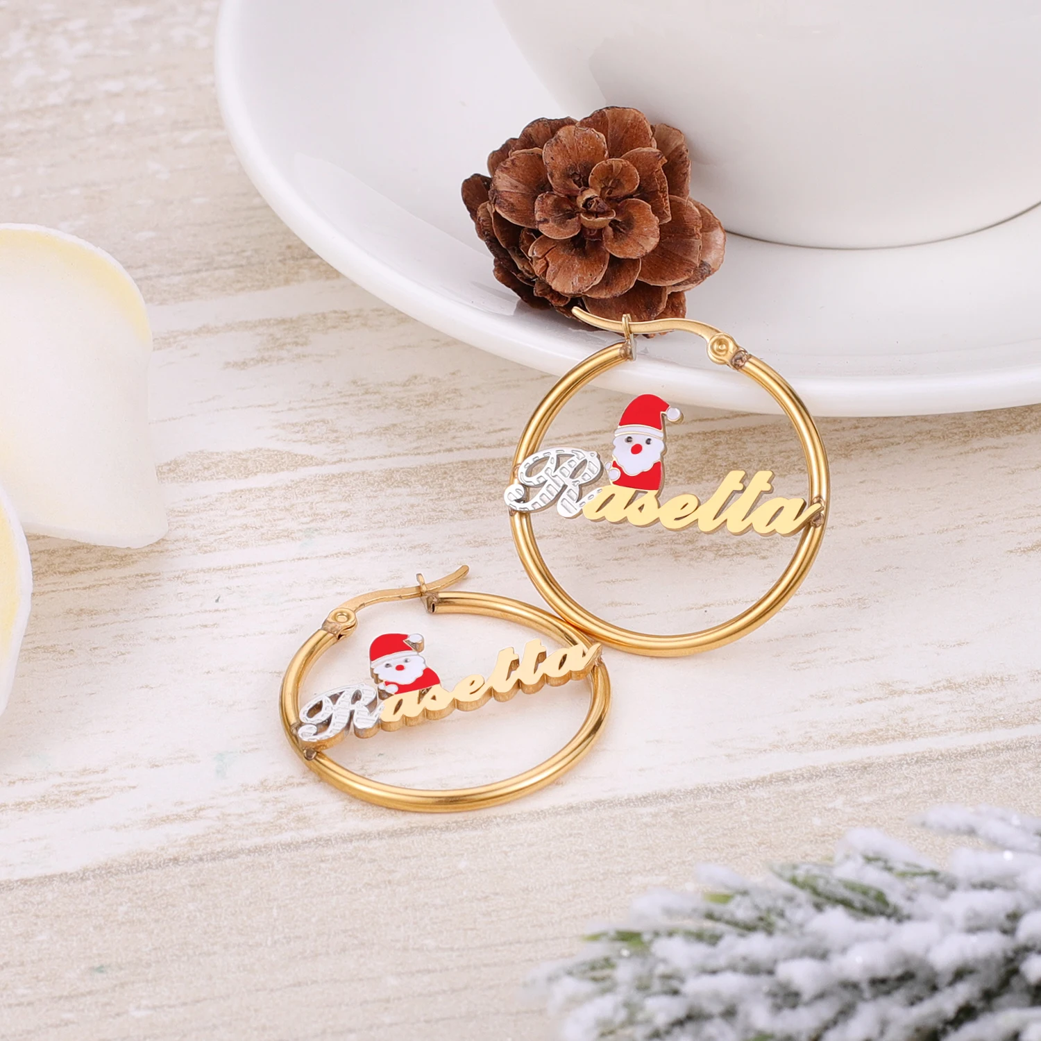 Dascusto personalized name earrings, Santa Claus design, two-color custom Christmas ornaments for women
