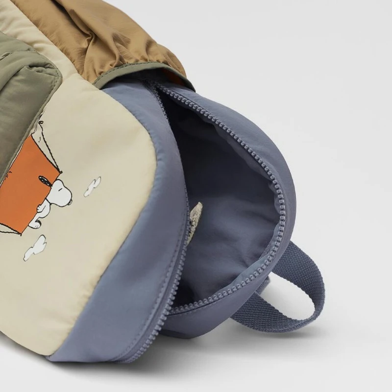 Snoopy Design Kids Backpack with Side Pockets 4