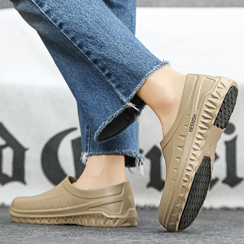

EVA Chef Shoes Lightweight Work Shoes Breathable Outdoor Safety Shoes Non-slip Comfortable Walking Shoes Waterproof for Kitchen