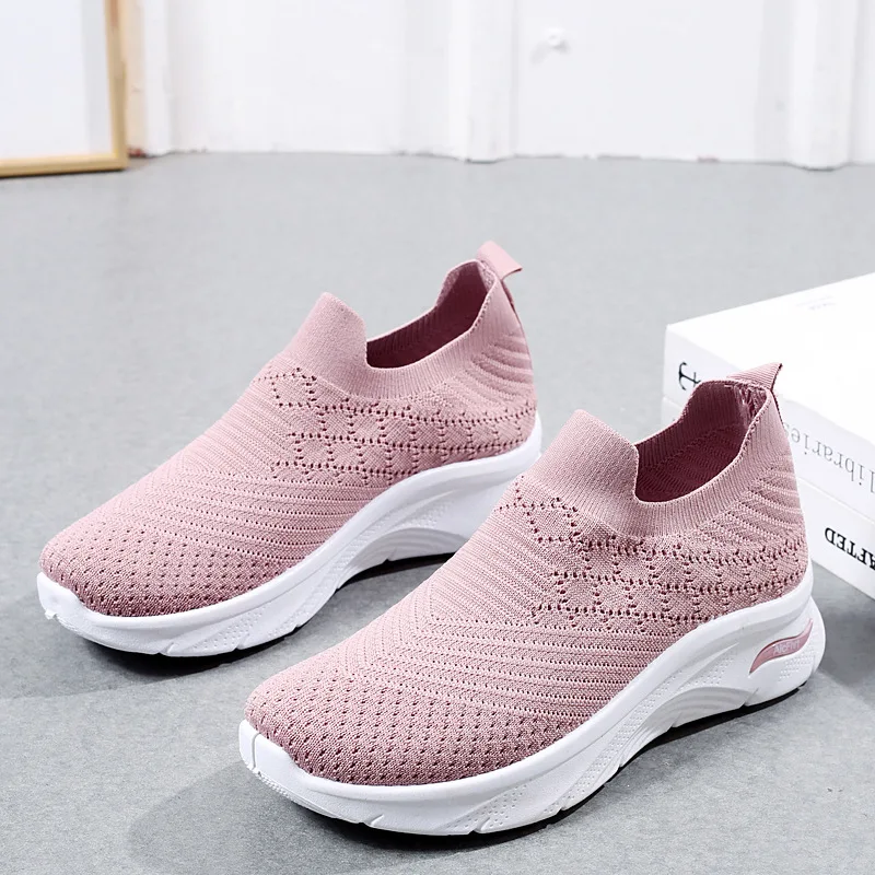 Women's New Summer Shoes Casual Sneakers Light Slip on Flat Platform Mesh Breathable Shoes Ladies Anti-slip Walking Woven Shoes