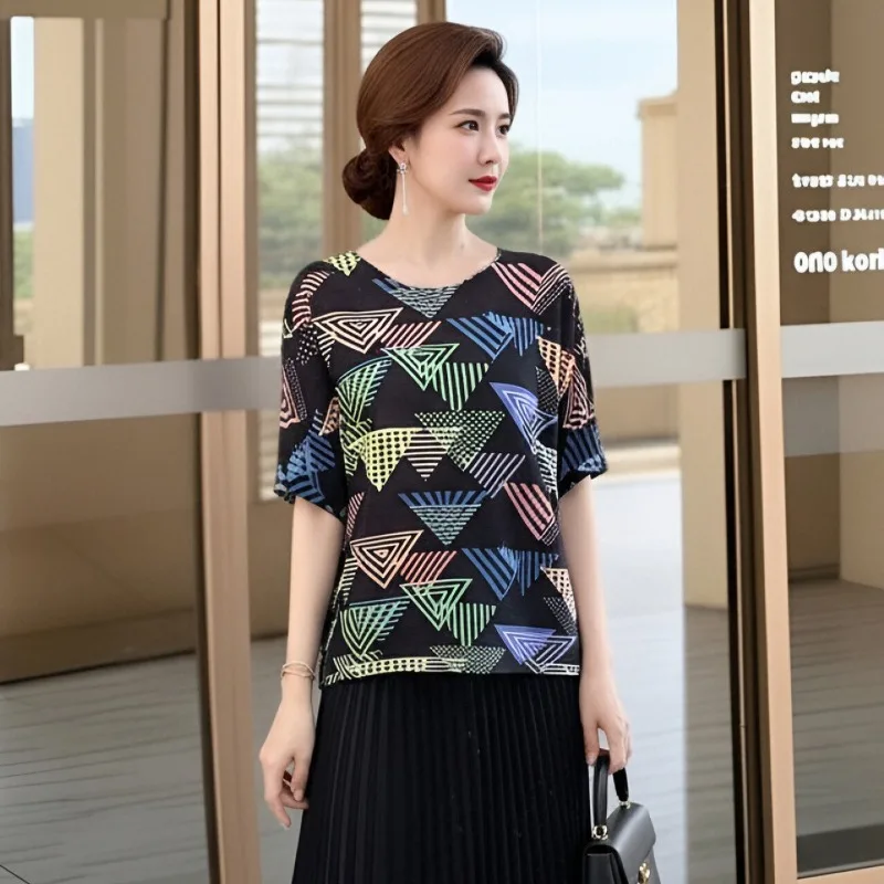 

Miyake Pleated Original Niche Print T-Shirt for Women 2026 New Summer Pleated Half-Sleeve Loose Fashionable Elegant Top Pleat
