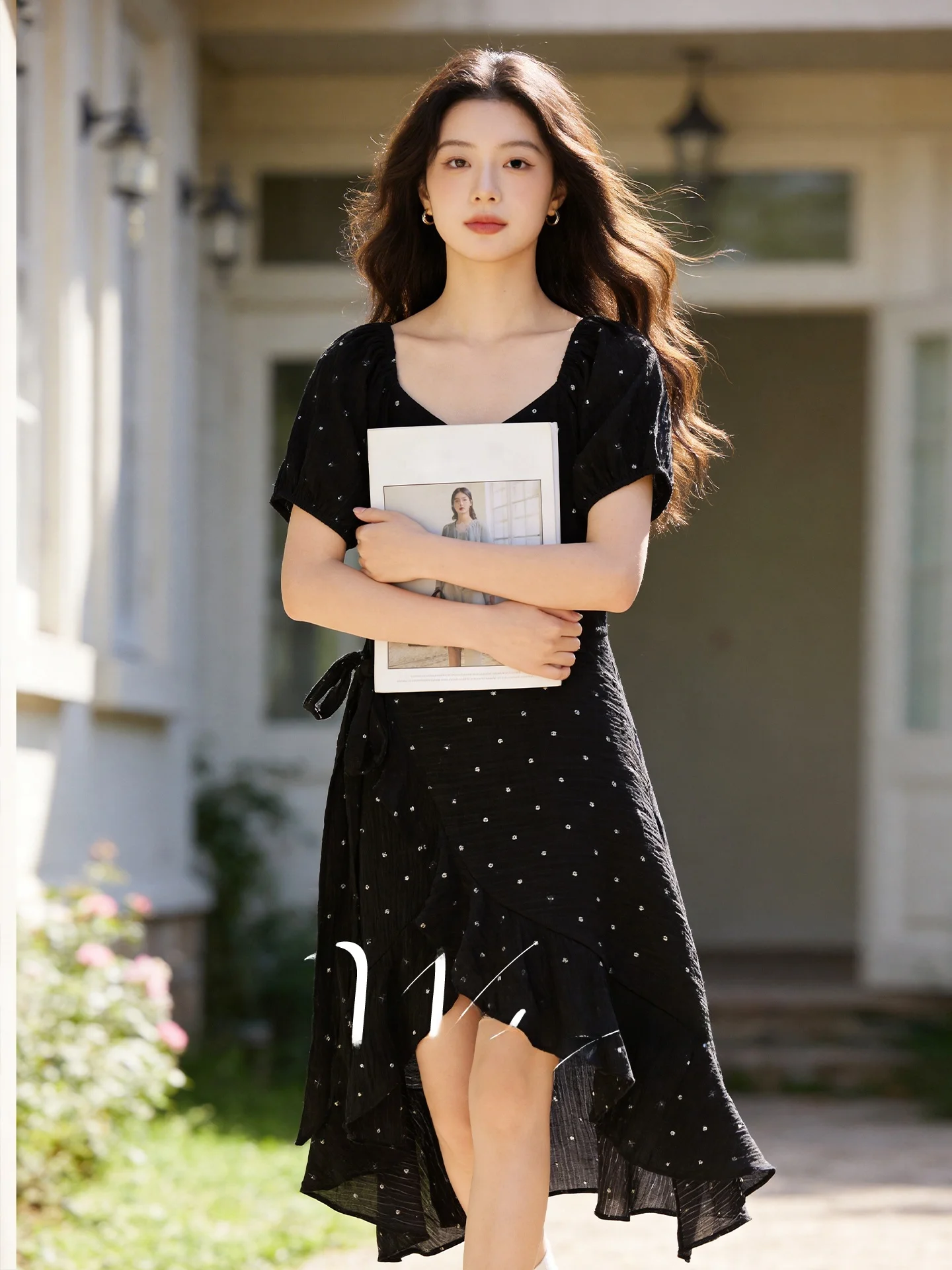 

Summer New Style Large Size Women's Dress Irregular Hemline Floral Print A-Line Skirt Short Sleeve V-Neck Commute Wind Dress