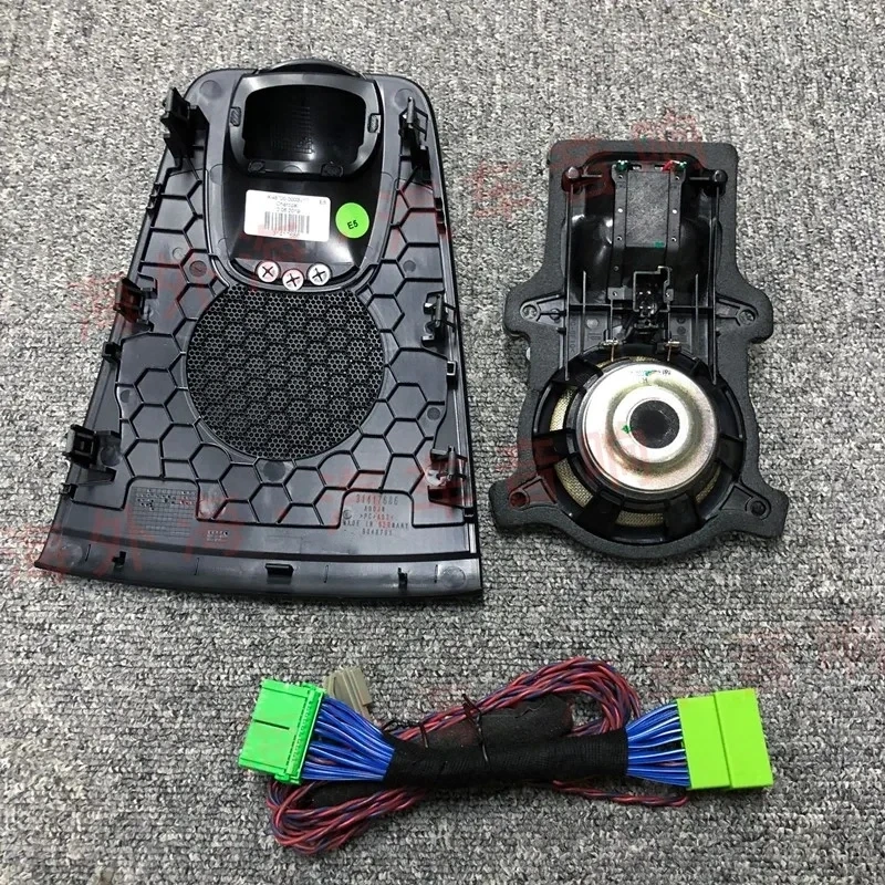 Car center speaker for Volvo XC60 instrument panel speaker Center speaker Midrange/Tweeter speaker cover Original installation