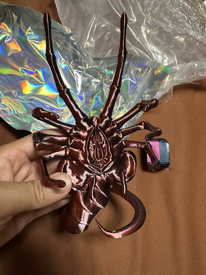 ثلاثية الأبعاد مطبوعة 18 سنتيمتر H الغريبة رئيس حامل هاتف المحمول فريد تحصيل تمثال الوجه هينغ الحشرات تصميم Bla ماجيك سلسلة ديكور المنزل