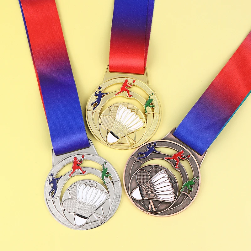 Medaglie premio badminton in metallo 1 pezzo con nastro al collo Premi in bronzo oro argento Medaglia premio per giochi di competizioni sportive per bambini
