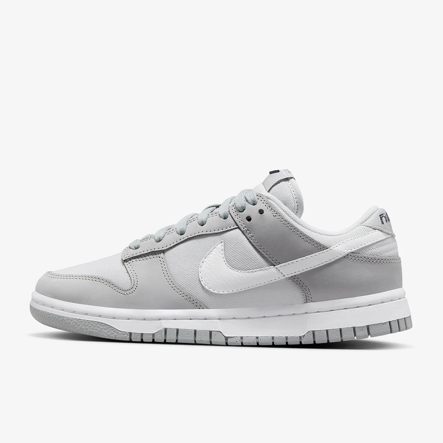 حذاء Nike الرسمي الأصلي Dunk Low للنساء ذو الرقبة المنخفضة المتينة FB7720-002