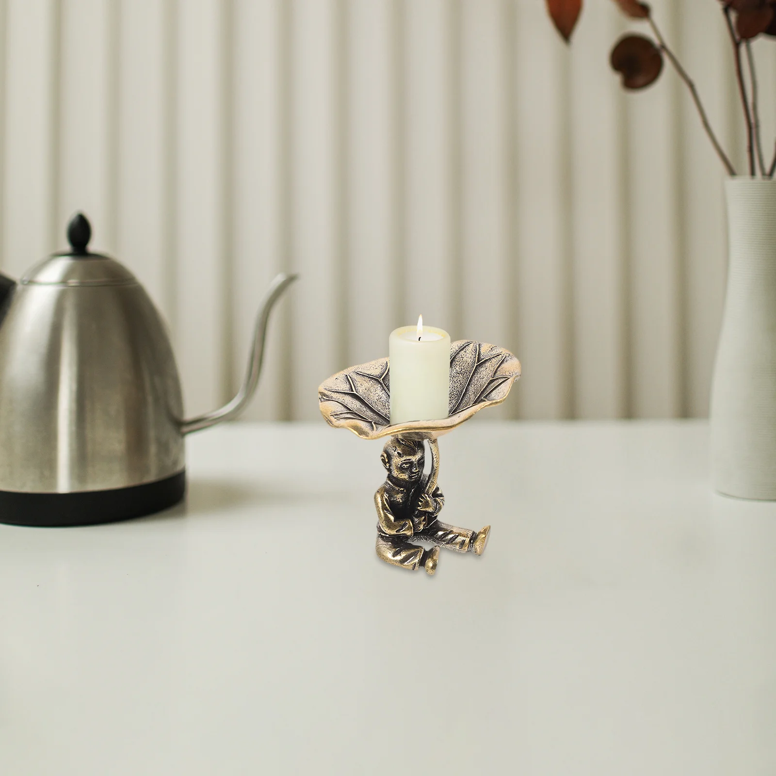 

Metal Tealight Holder Lotus-Leaf Shape Stand for Home Decoration Desk Table Centerpiece Unique Visual Enjoyment