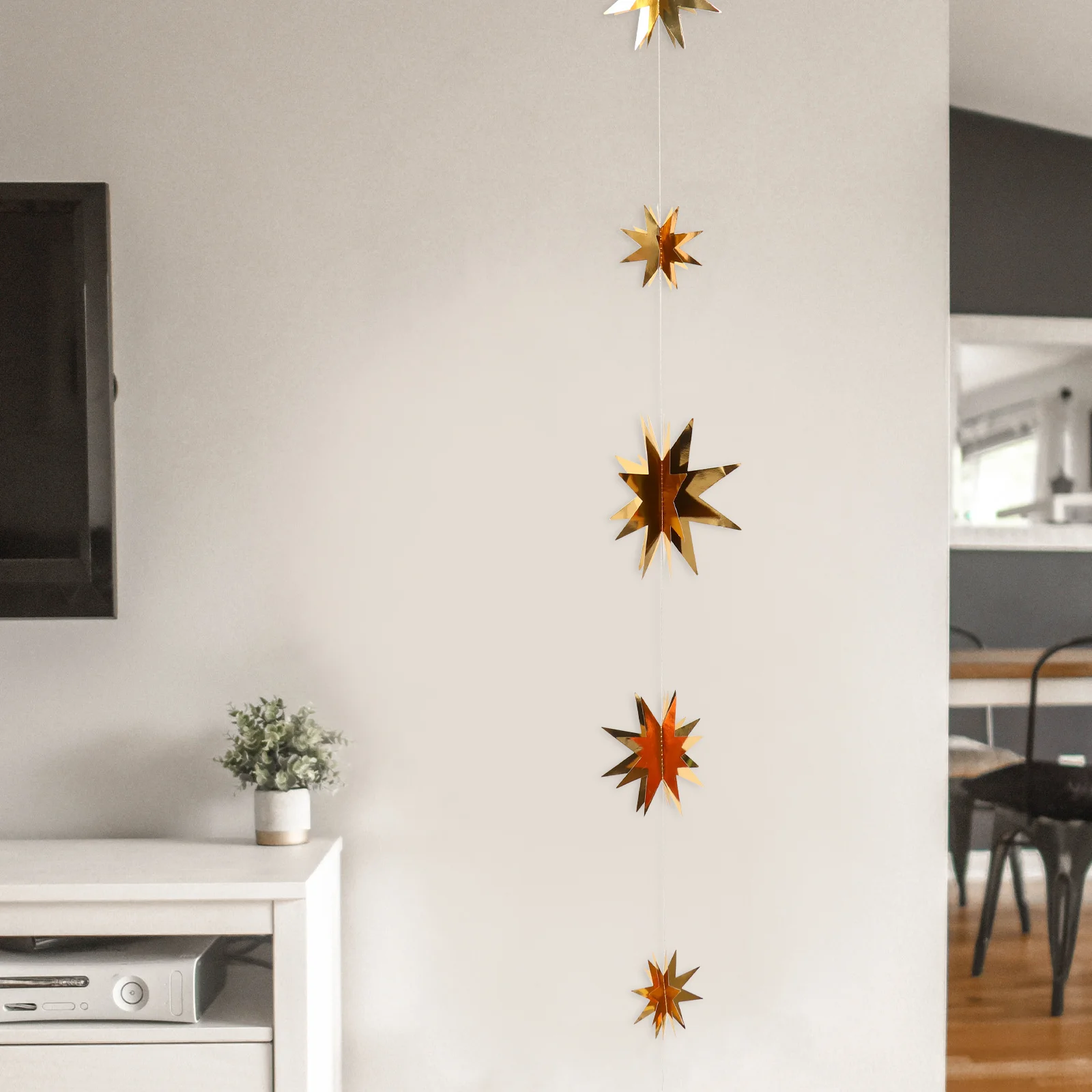 

6Pcs Creative 3D Snowflake Pendants -Pointed Star Xmas Tree Hanging Decoration Lightweight Long-Lasting