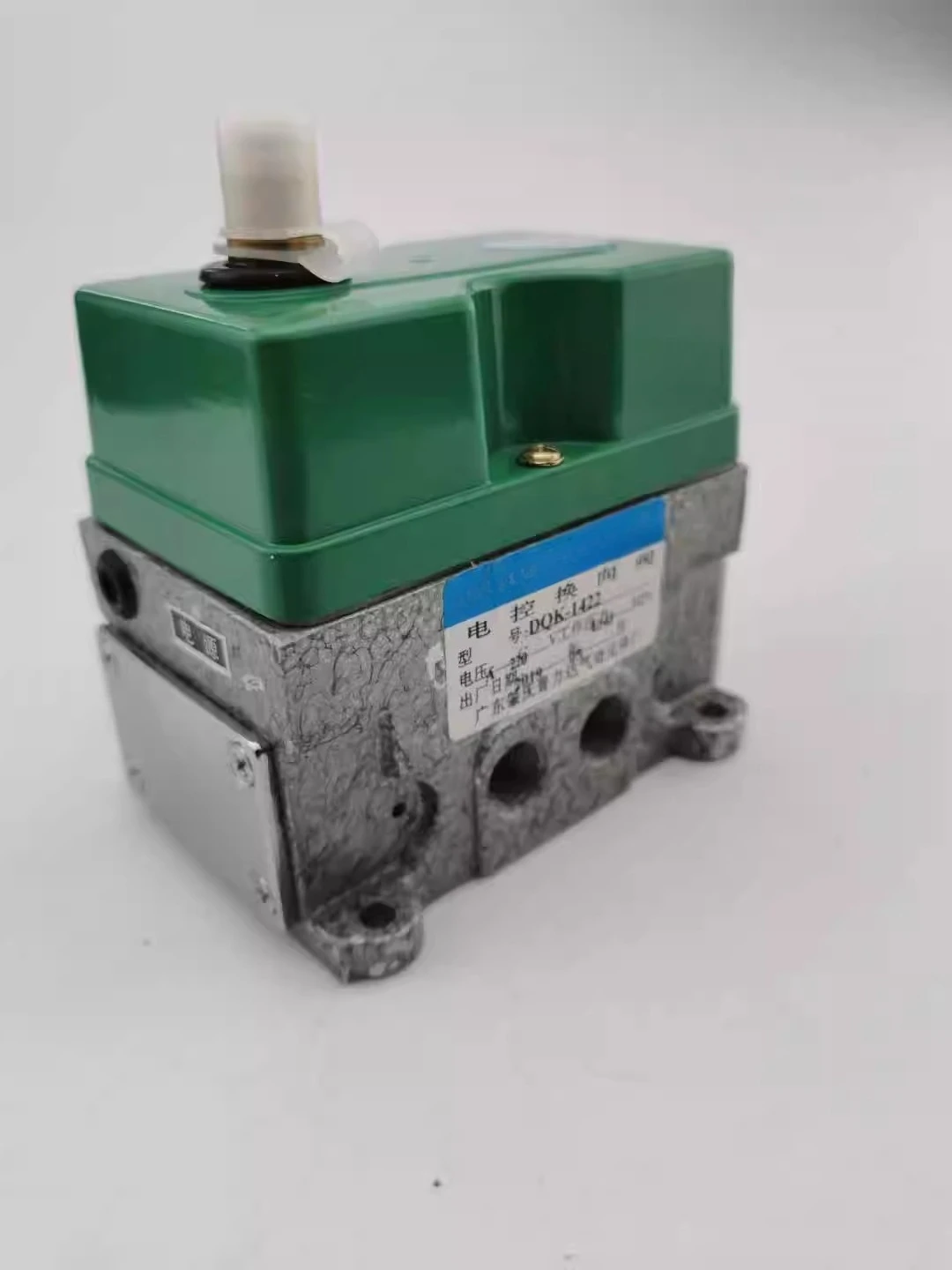 

Pulida solenoid valve DQK-1422/2422/1442/2642/2442/2662 electronically controlled directional valve