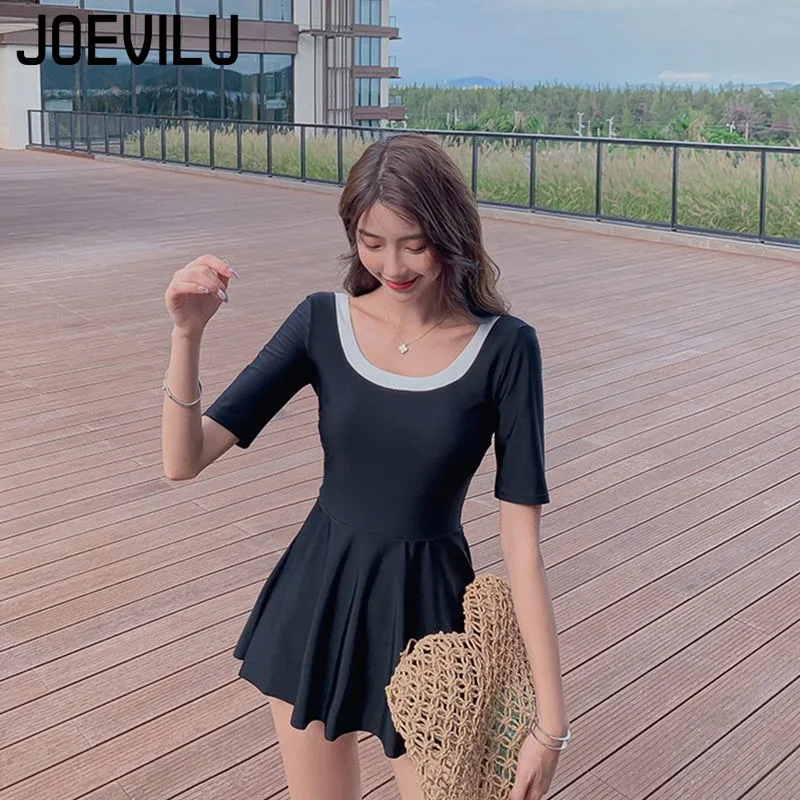 ผู้หญิงแขนสั้น One-piece ชุดว่ายน้ําแบบอนุรักษ์นิยมกระโปรงแบนชุดว่ายน้ํา Apparently บางฤดูร้อนใหม่ INS Fairy One-piece