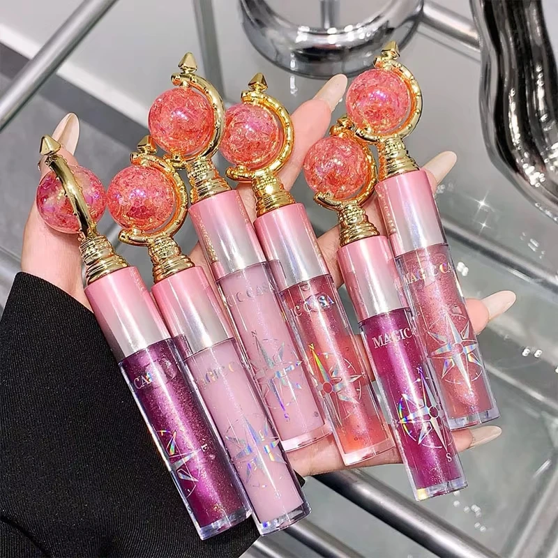 Watery Shimmering Lip Gloss, Mirror Finish Moisturizing Lip Tint Hydrating Texture Plump and Glossy Plumping Glass-Like Lips