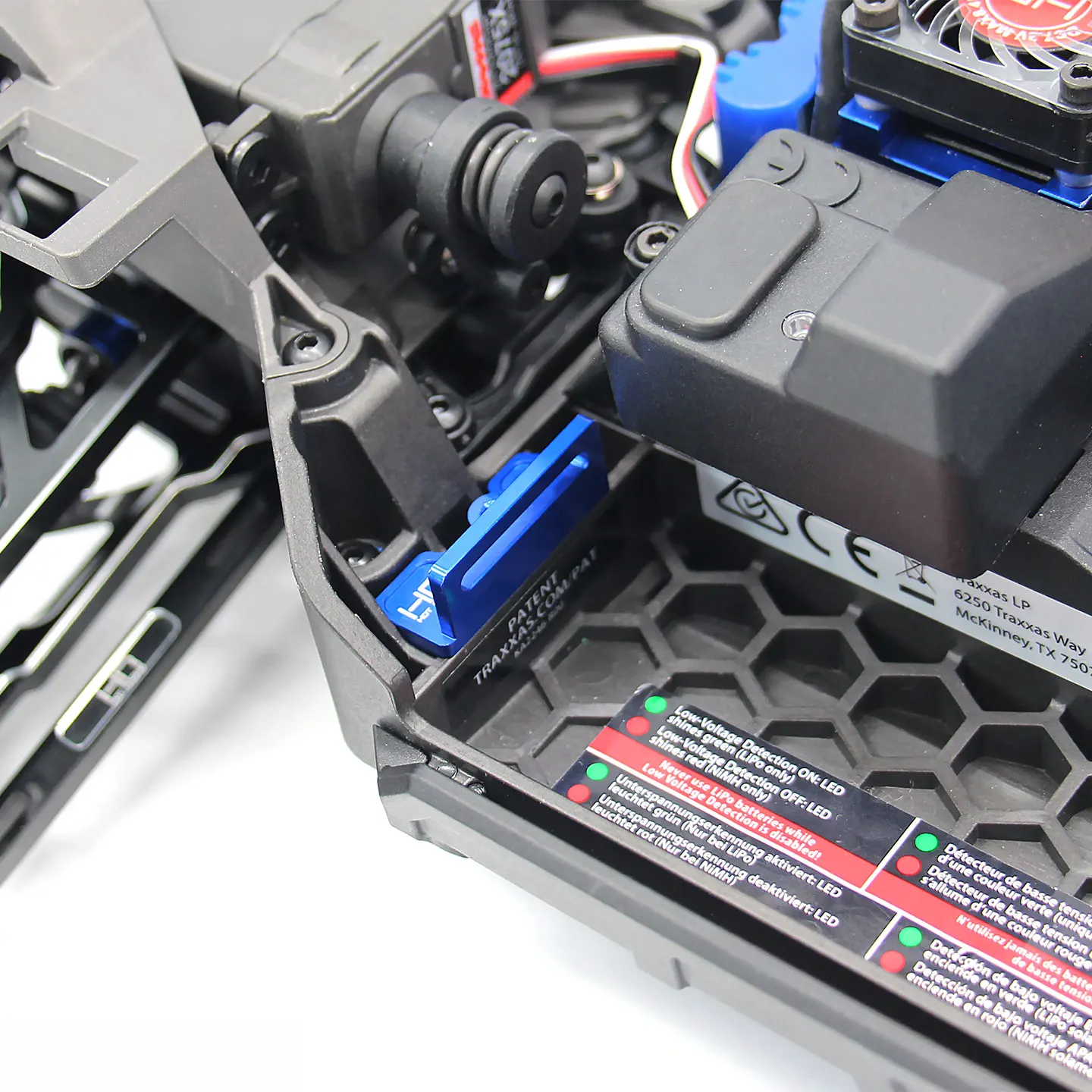 

HR Traxxas Mini Maxx/Mini XRT высокопозиционный аккумулятор из алюминиевого сплава, аксессуары для крепления сиденья