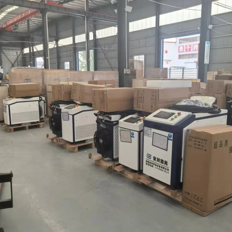 [Le più venduto] Saldatrice a fascio manuale Saldatrice a fascio 1500w Saldatore da taglio 4 in 1 Pulizia della ruggine e della cucitura di saldatura