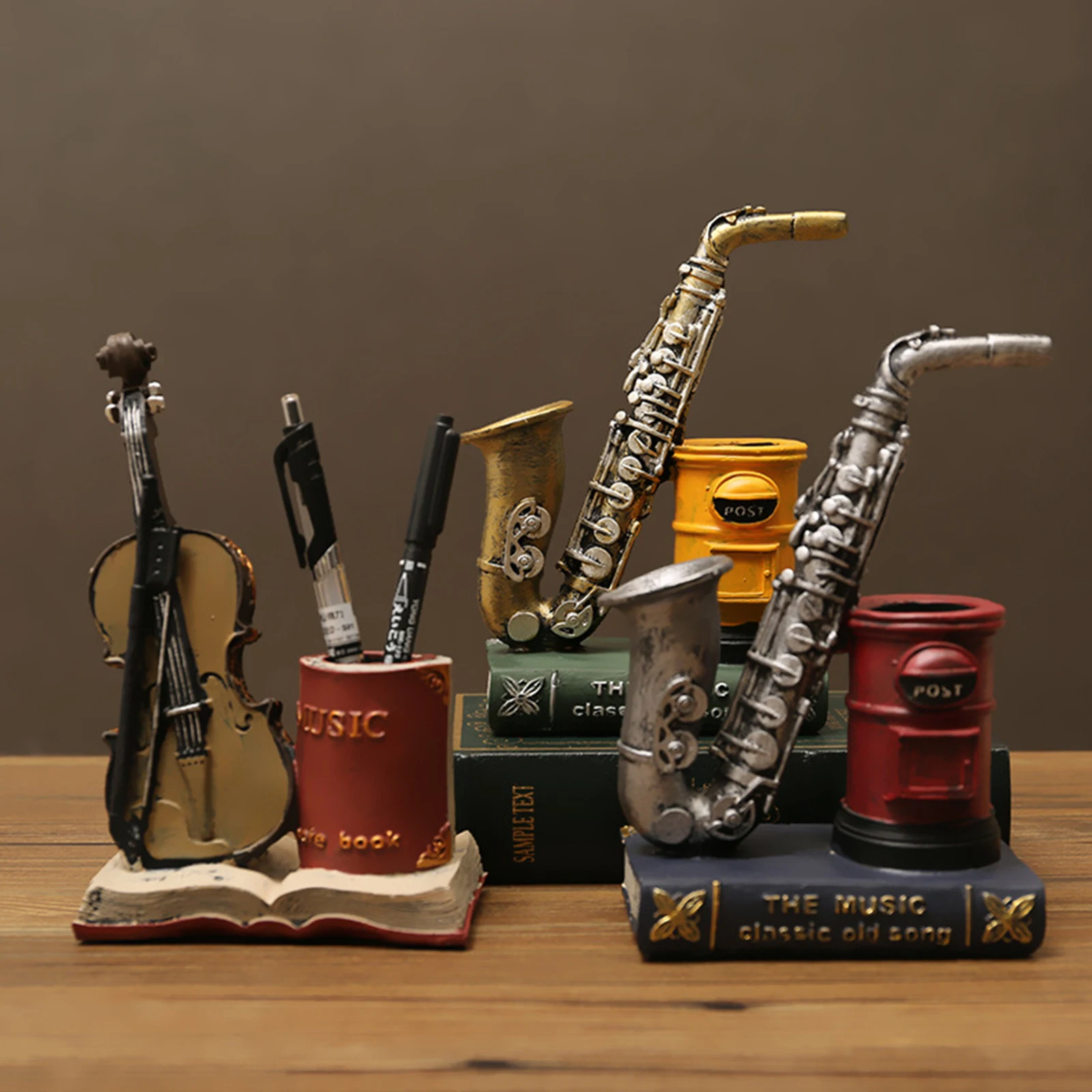 

Makeup Pencil Holder Retro Saxophone Resin Home Decor Office Desktop Container Pen Storage Bucket Stationery Organizer