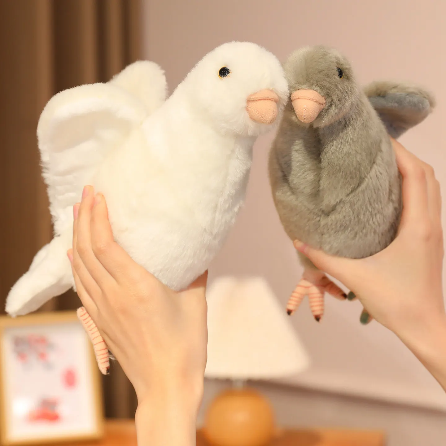 22/30cm Simulation Pigeon Plush Stuffed Realife Birds Doll Comfortable Fabric Home Ornament Birthday Gifts