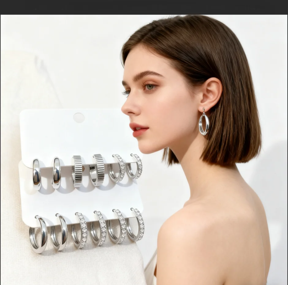

Korean-style individuality small hoop stud earrings Fashionable and elegant stud earrings Versatile and stylish ear jewellery