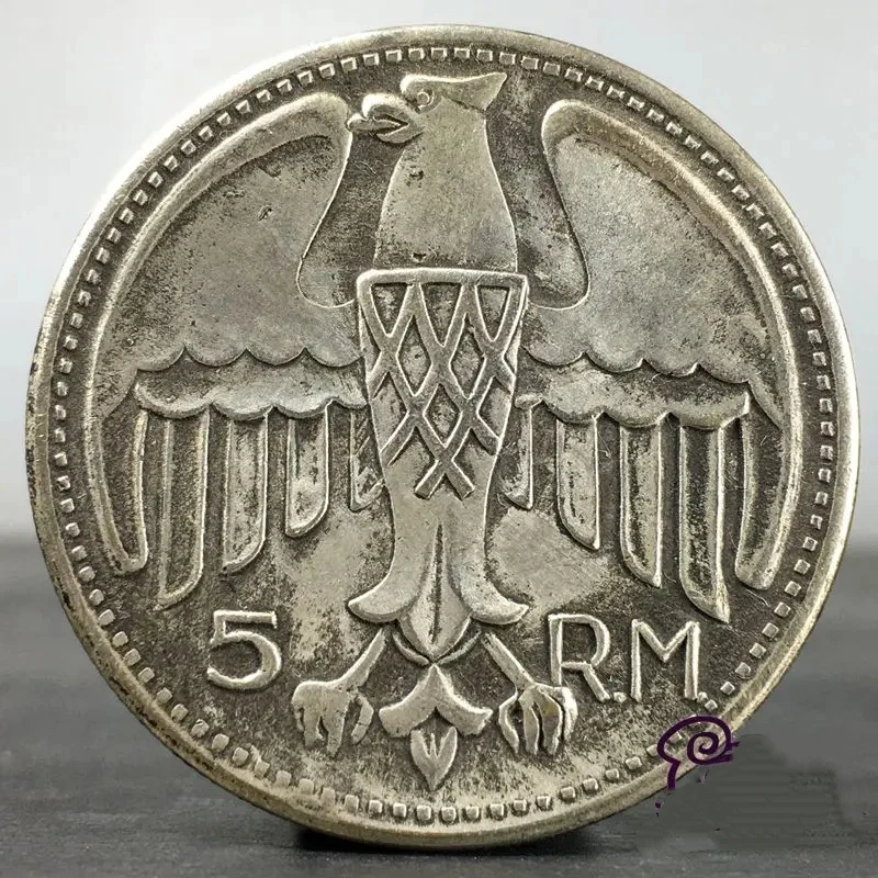 

1 PCS 1935 Hitler Antique Rare Foreign Old Silver Dollar Silver Coin Commemorative Medal Retro Coins Collection Toys Adult Toy