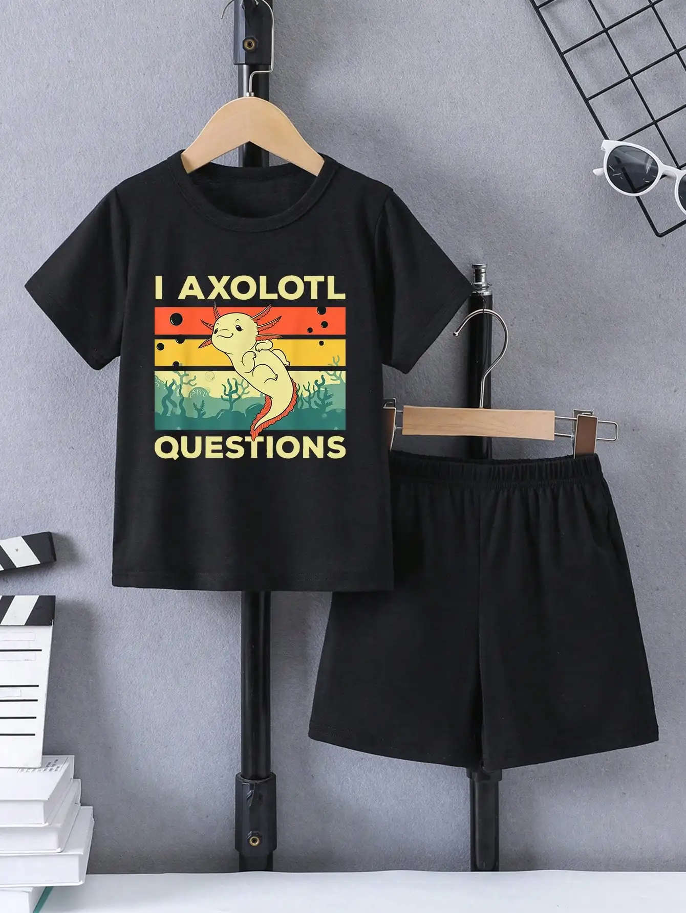 Summer New Fashion Casual Style Sports style Comfortable boy print short sleeve T-shirt and sports shorts set